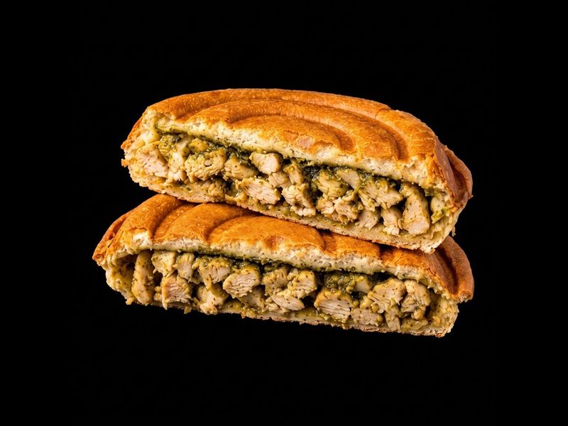 یوفو چیکن پستو
